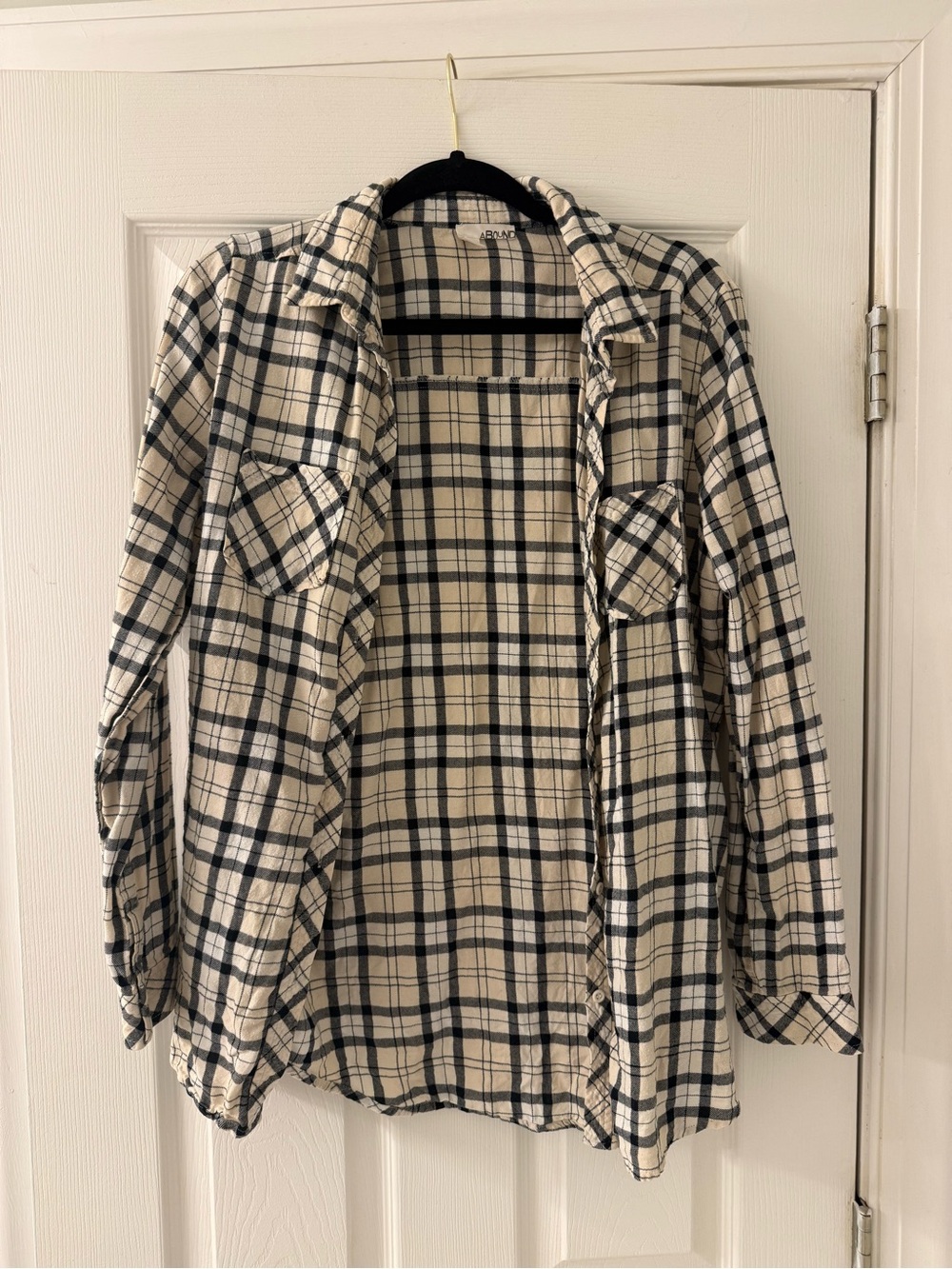 Abound Cream & Black Plaid Shirt Jacket